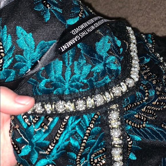 Pretty Little Thing Dress - Picture 2 of 2